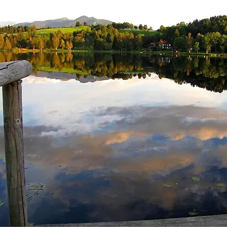 Blumenhof Am See 2 公寓