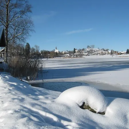 Blumenhof Am See 2 *